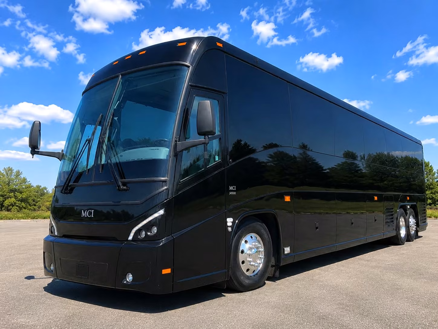 corporate and government groups in portsmouth rely on long distance charter bus rentals