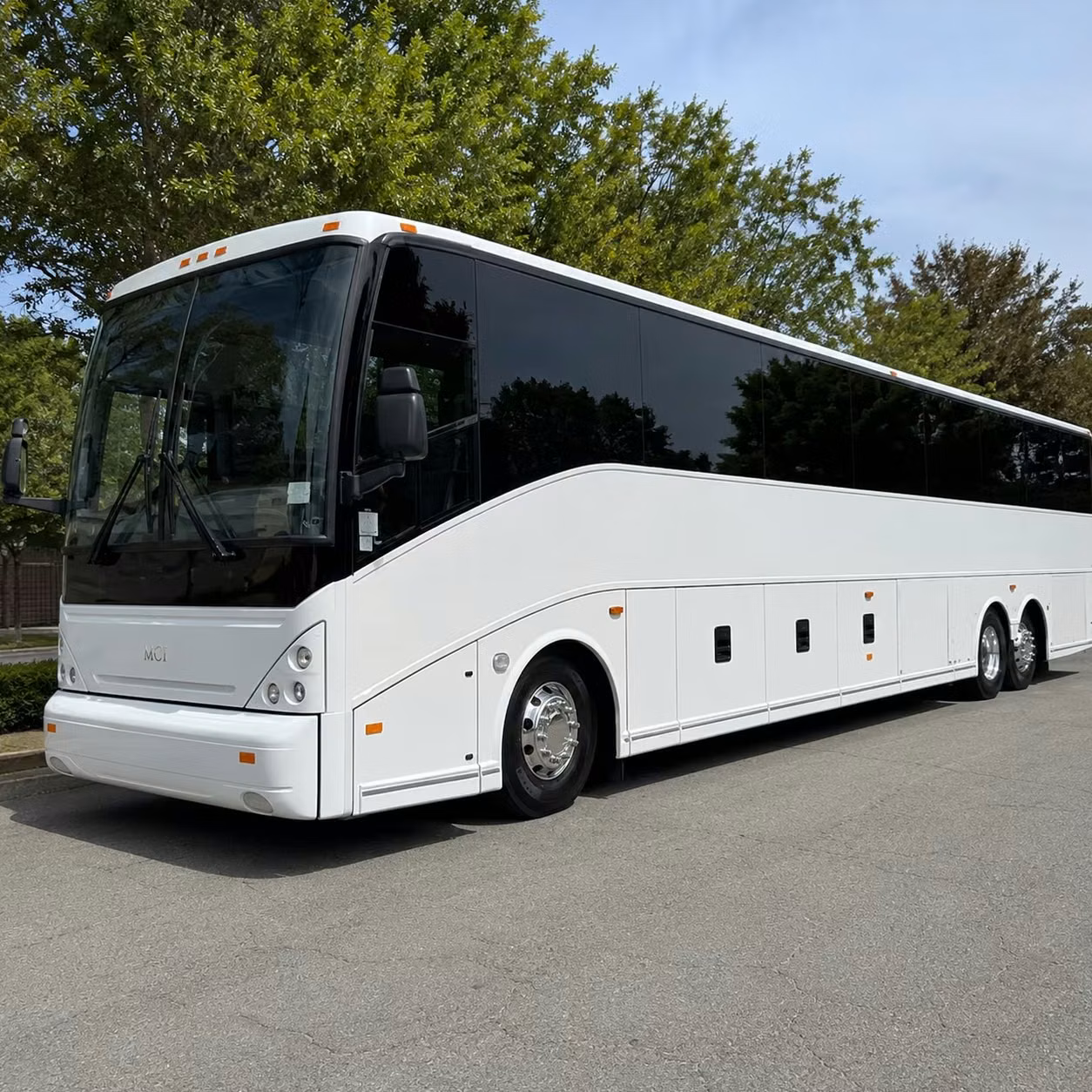 heading to washington d c from portsmouth charter bus rentals make the trip easy